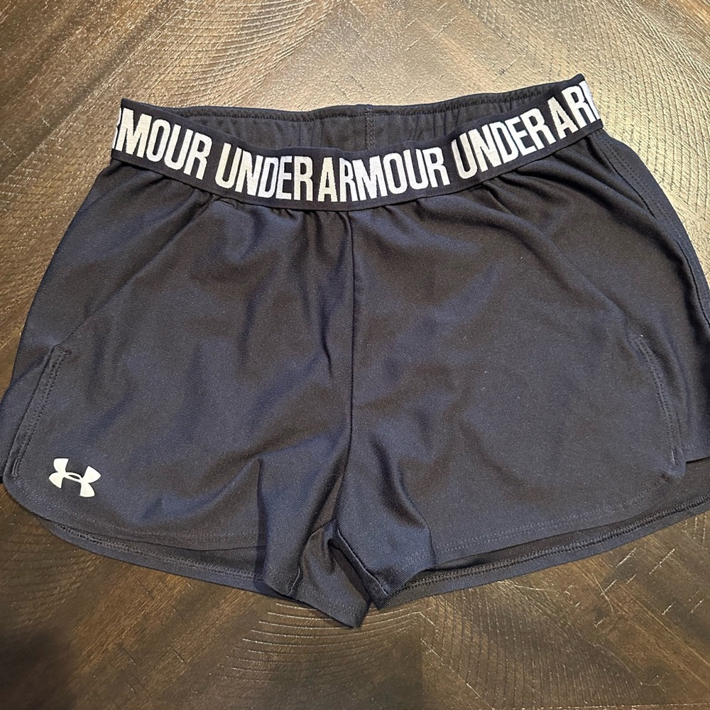 Under Armour Shorts Size S